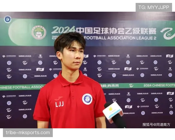 扎卡赛场表现点燃球迷热情,引领足球文化新潮流 扎卡赛场表现点燃球迷热情,引领足球文化新潮流