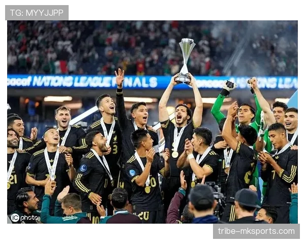 希门尼斯助攻双响,狼队英超逆转取胜状态回暖 希门尼斯助攻双响,狼队英超逆转取胜状态回暖