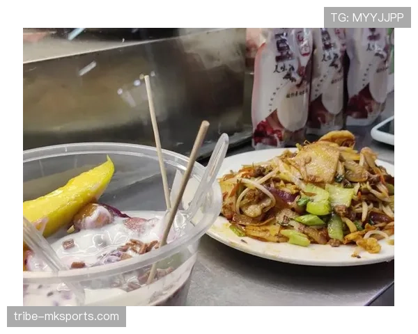 徐灿训练完吃顿饭花的钱比我一个月工资还狠